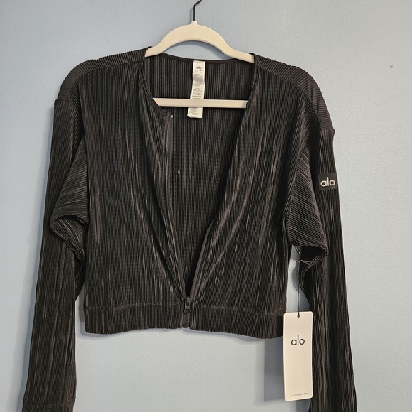 Alo Yoga Cropped Micro Plisse Jacket Black XXS Minimalist Light